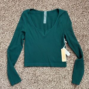 ANWND long sleeved green top